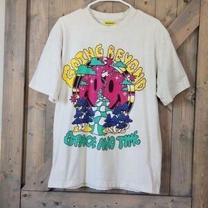 Market Going Beyond Space & Time Smiley Face Mushrooms  T-Shirt Sz. L